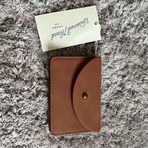 Universal Thread Brown Wallet Smooth Leather Minimalist Design